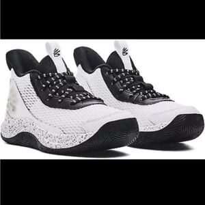 Under Armour Unisex Size 4Y Curry 3Z7 Basketball Shoes White/White/Bl